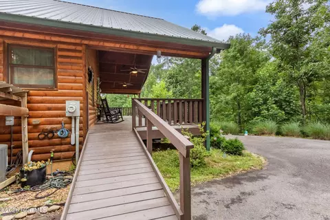 Exterior - 380 Bear Trl, Murphy, NC 28906 photo 2 of 16