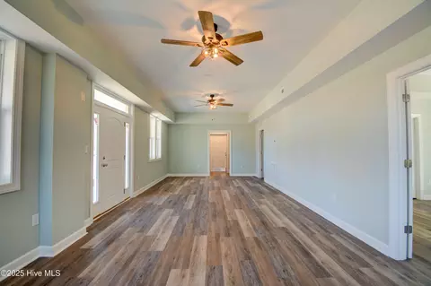Living - 320 Belt Rd, Hampstead, NC 28443 photo 2 of 5
