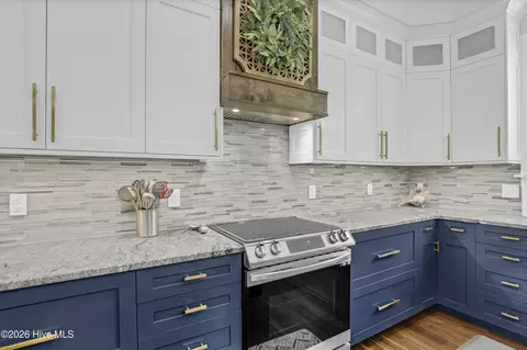 Kitchen - 218 Long Leaf Dr, Hampstead, NC 28443 photo 3 of 6