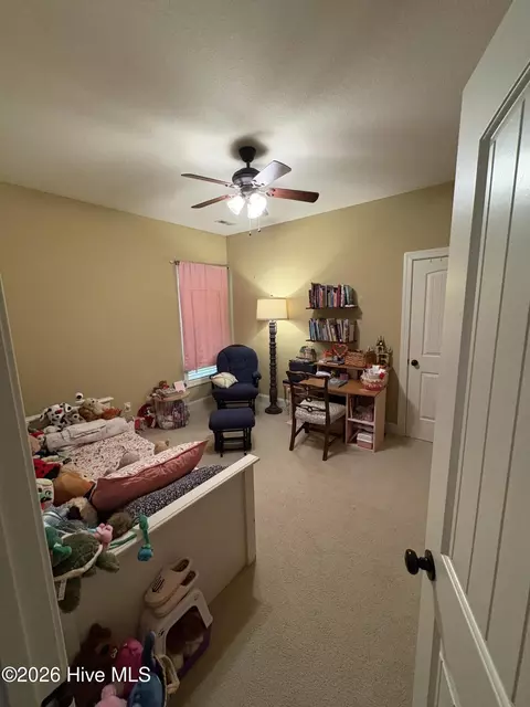 Bedroom - 135 Dean Dr, Chocowinity, NC 27817 photo 4 of 5