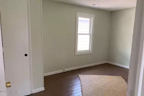 Bedroom - 855 Pasteur St, New Bern, NC 28560 photo 1 of 4