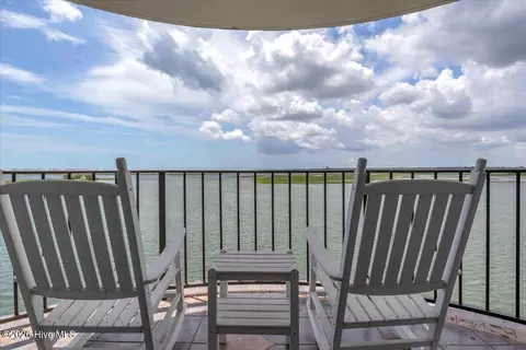 322 Causeway Dr #STE 407, Wrightsville Beach, NC 28480