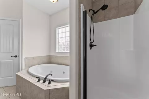 Bath - 3371 Tom Bartles Rd, Appling, GA 30802 photo 3 of 5