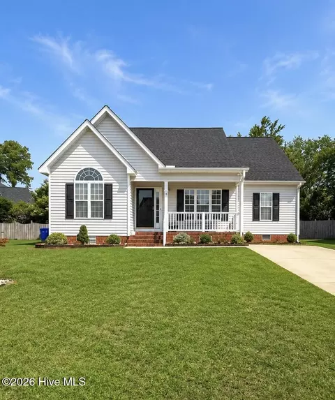 1108 Quarterpath Dr, Winterville, NC 28590