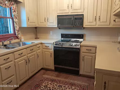 316 First St, Hookerton, NC 28538 photo 39