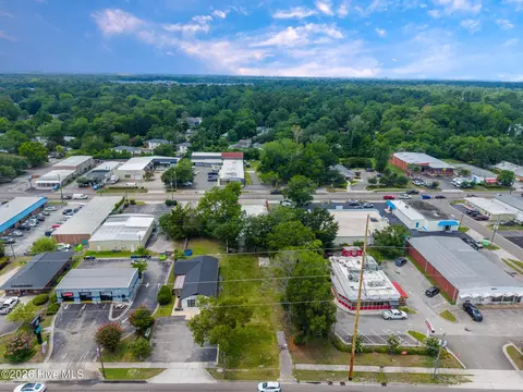 1024 S College Rd, Wilmington, NC 28403