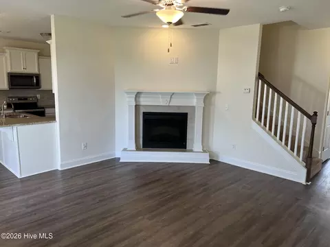Living - 3896 Harper Franklin Ave, Augusta, GA 30909 photo 1 of 2
