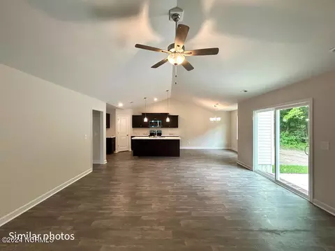 511 Large Oak Dr, Hubert, NC 28539 photo 13