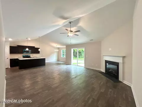 511 Large Oak Dr, Hubert, NC 28539 photo 12
