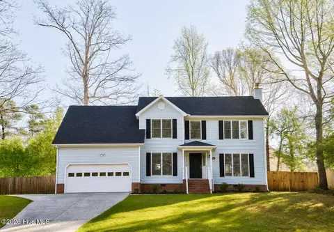 702 Barney Fones Dr, Havelock, NC 28532