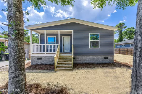 1990 Waterloo St SW, Ocean Isle Beach, NC 28469