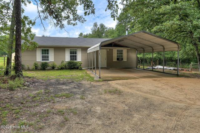 203 Keys Ln, Hephzibah, GA 30815