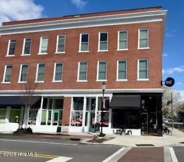 304 N Front St #Q, Wilmington, NC 28401