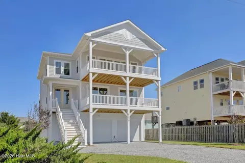 1919 N New River Dr, Surf City, NC 28445