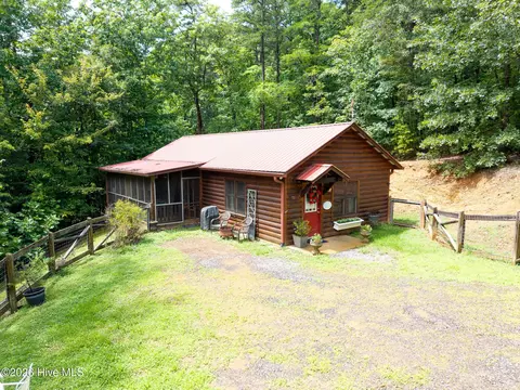 75 Woodridge Trl, Murphy, NC 28906 photo 24
