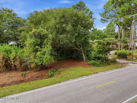 201 Golden Rd, Wilmington, NC 28409