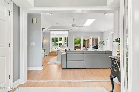 Entry Way - 268 Longleaf Dr, West End, NC 27376 photo 2 of 5