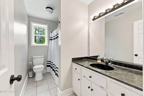 Bath - 422 Pineview Dr, Edenton, NC 27932 photo 1 of 2
