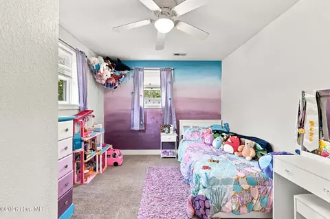 Bedroom - 422 Pineview Dr, Edenton, NC 27932 photo 3 of 6