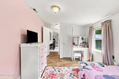 Bedroom - 422 Pineview Dr, Edenton, NC 27932 photo 5 of 6