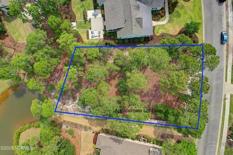 2550 Parkridge Dr, Southport, NC 28461