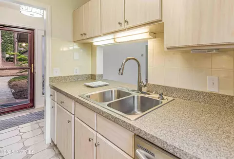 Kitchen - 70 Barton Hills Ct, Pinehurst, NC 28374 photo 2 of 5