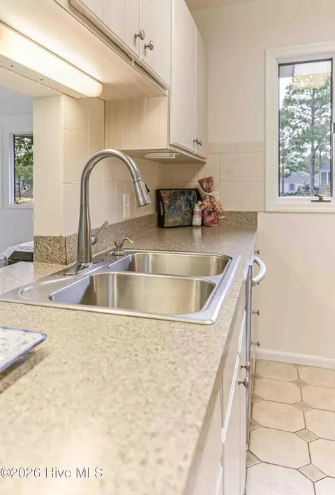 Kitchen - 70 Barton Hills Ct, Pinehurst, NC 28374 photo 5 of 5