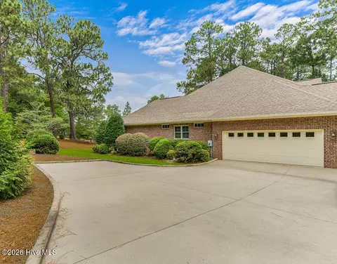 Exterior - 62 Stoneykirk Dr, Pinehurst, NC 28374 photo 7 of 9