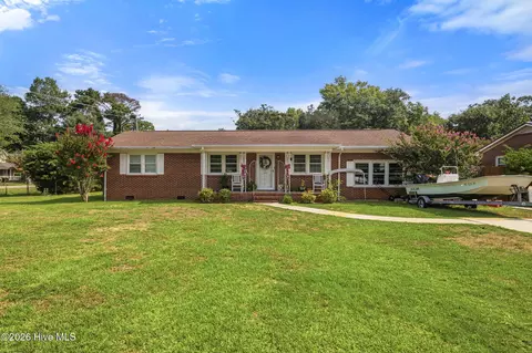 101 N Channel Haven Dr, Wilmington, NC 28409