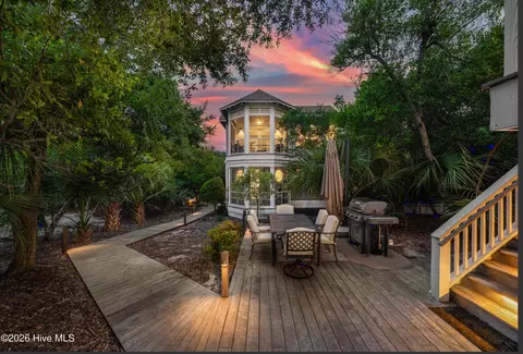 617 Ocracoke Way, Bald Head Island, NC 28461