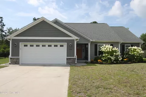 218 Patriot Dr, Newport, NC 28570