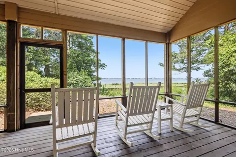 Exterior - 142 Oakleaf Dr, Pine Knoll Shores, NC 28512 photo 5 of 6