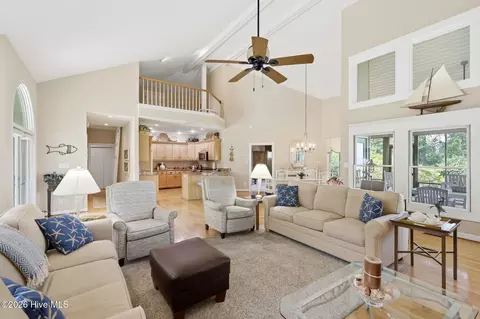 Living - 142 Oakleaf Dr, Pine Knoll Shores, NC 28512 photo 3 of 4