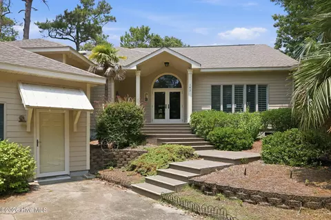 Exterior - 142 Oakleaf Dr, Pine Knoll Shores, NC 28512 photo 3 of 6