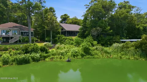 View/Area - 142 Oakleaf Dr, Pine Knoll Shores, NC 28512 photo 2 of 5
