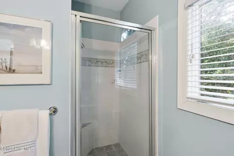 Bath - 142 Oakleaf Dr, Pine Knoll Shores, NC 28512 photo 4 of 4