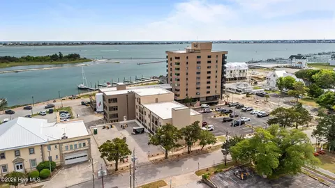 812 Shepard St #226, Morehead City, NC 28557