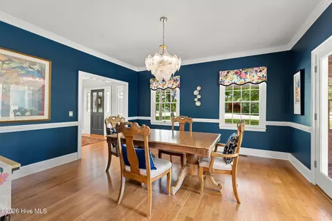 Dining - 409 Whitebridge Rd, Hampstead, NC 28443 photo 1 of 2
