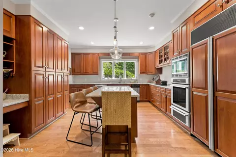 Kitchen - 409 Whitebridge Rd, Hampstead, NC 28443 photo 1 of 2
