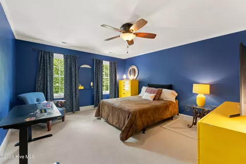 Bedroom - 409 Whitebridge Rd, Hampstead, NC 28443 photo 2 of 3
