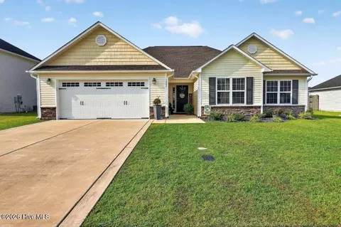 1008 Spot Cir, New Bern, NC 28562
