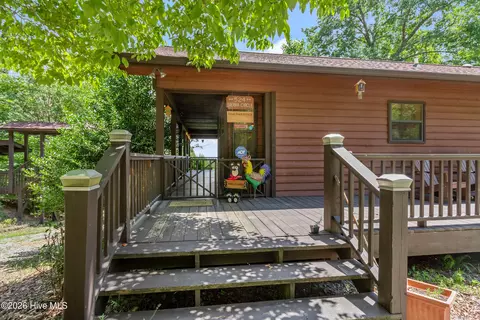 Exterior - 524 Sierra Cir, Murphy, NC 28906 photo 5 of 43