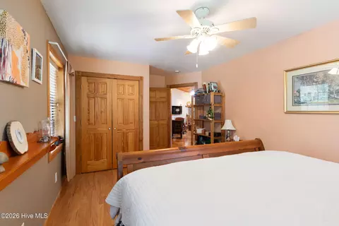 Bedroom - 524 Sierra Cir, Murphy, NC 28906 photo 6 of 11