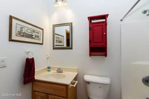 Bath - 524 Sierra Cir, Murphy, NC 28906 photo 7 of 7