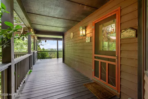 Exterior - 524 Sierra Cir, Murphy, NC 28906 photo 8 of 43