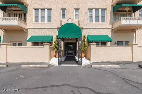 2068 Walton Way #101, Augusta, GA 30904