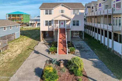 1710 N New River Dr, Surf City, NC 28445
