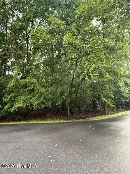 1542 Green Meadow Ln, Rocky Mount, NC 27804