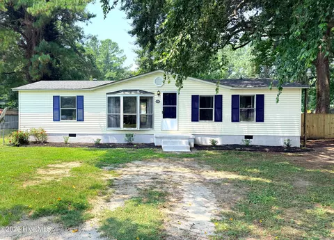 108 Baxter Grove Rd, Moyock, NC 27958