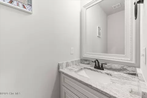 Bath - 3311 Wire Rd, Monetta, SC 29105 photo 4 of 7